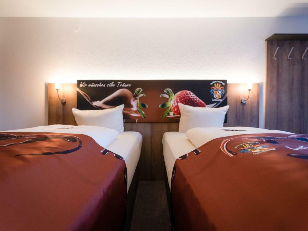 Hotel Conditorei Cafe Baier Schoemberg  المظهر الخارجي الصورة